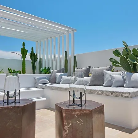 Alojamento de Acomodação e Pequeno-almoço Musae Al Mare 4*